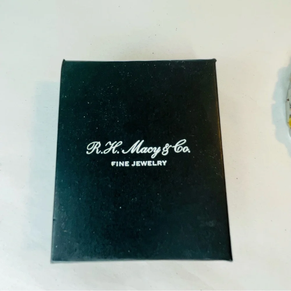 R.H. Macy Mens Two Toned Stainless Steel Metal Link Diamond Bracelet 9” Long - Picture 4 of 16